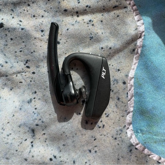 Plantronics - Voyager 5200 (Poly) - Picture 8 of 12